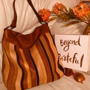 Fossil Vintage 🔥 butter soft multi color LG bag